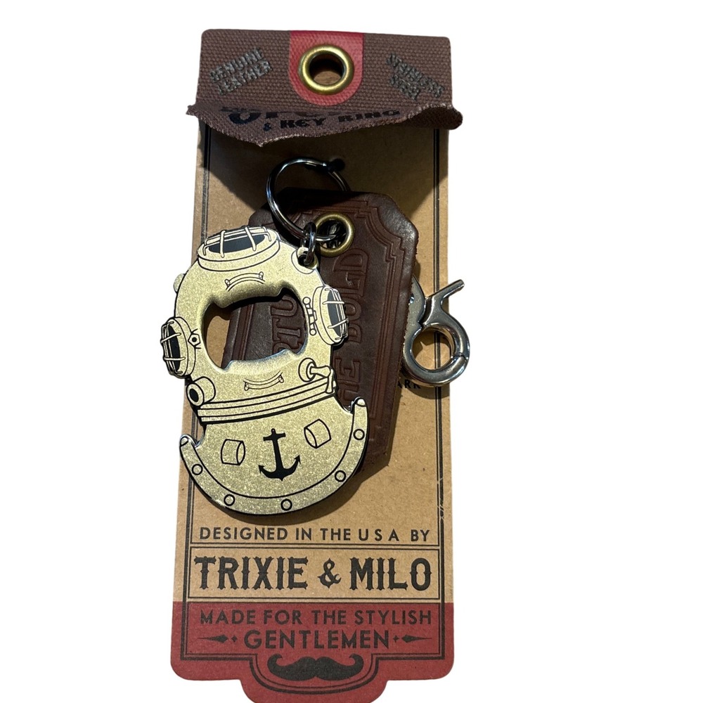 TRIXIE & MILO Bottle Opener Keychain‎ Genuine Leather and Stainless Steel
